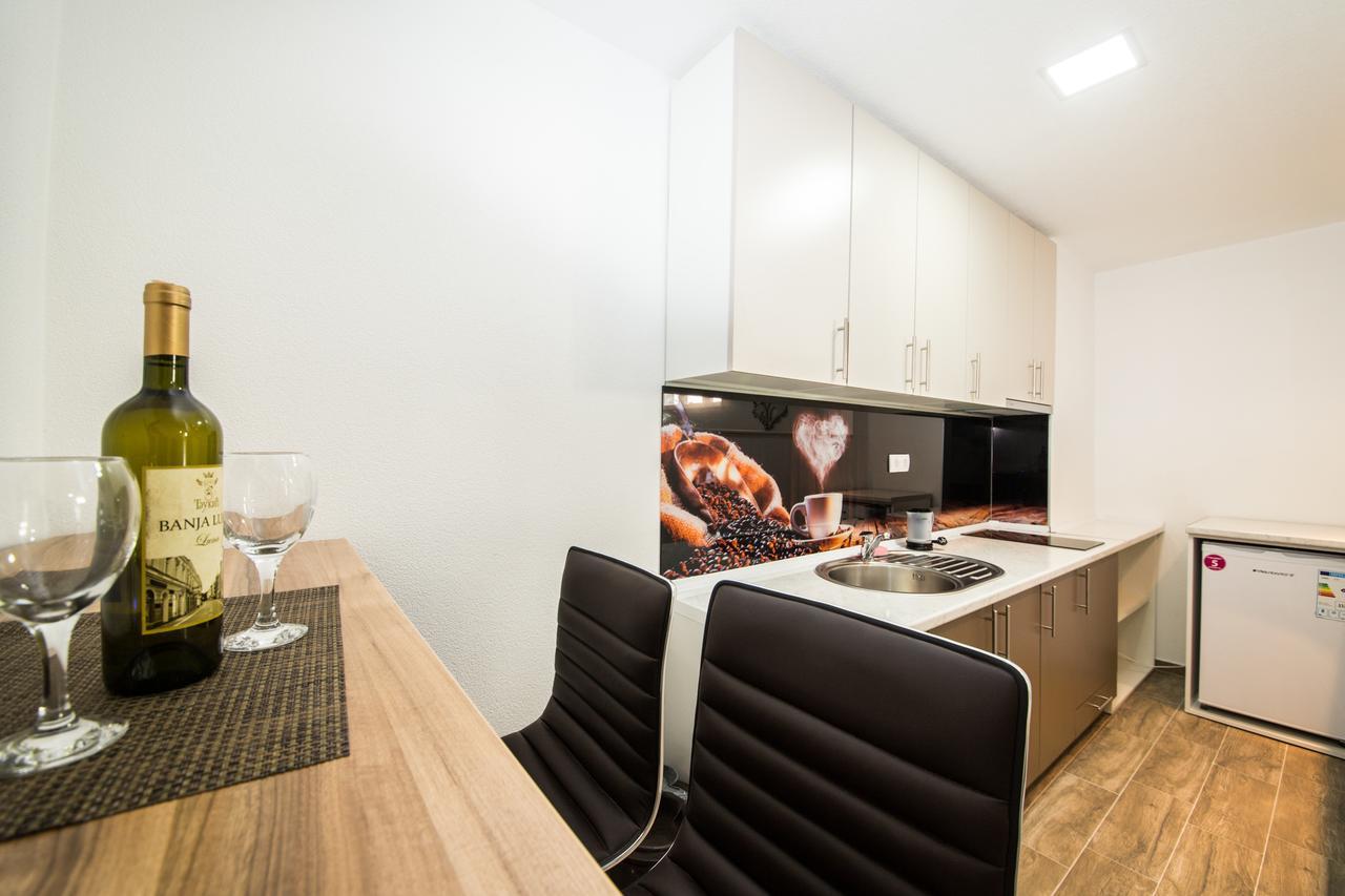 Studio Apartman Centar บันยาลูกา ภายนอก รูปภาพ